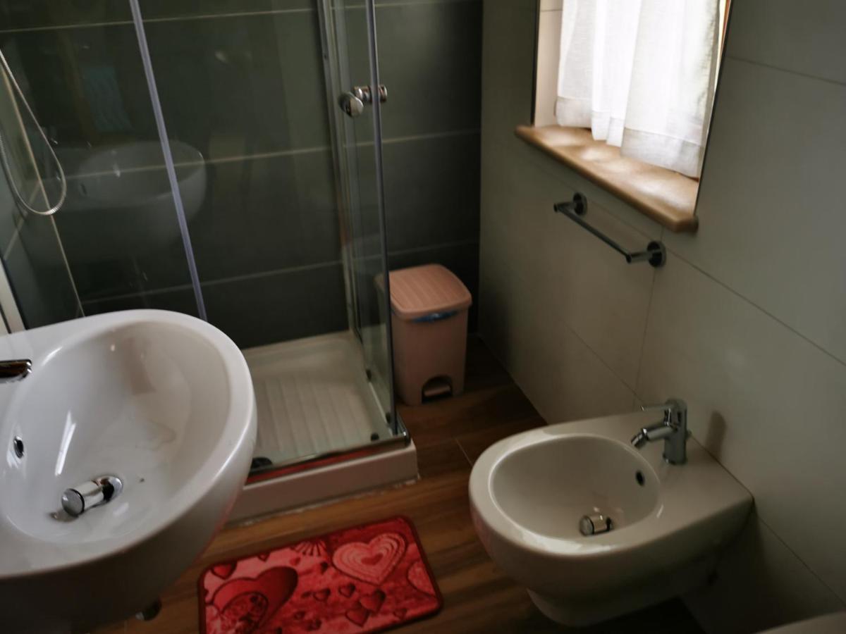 Agriturismo B&B Il Girasole Roccadaspide 外观 照片