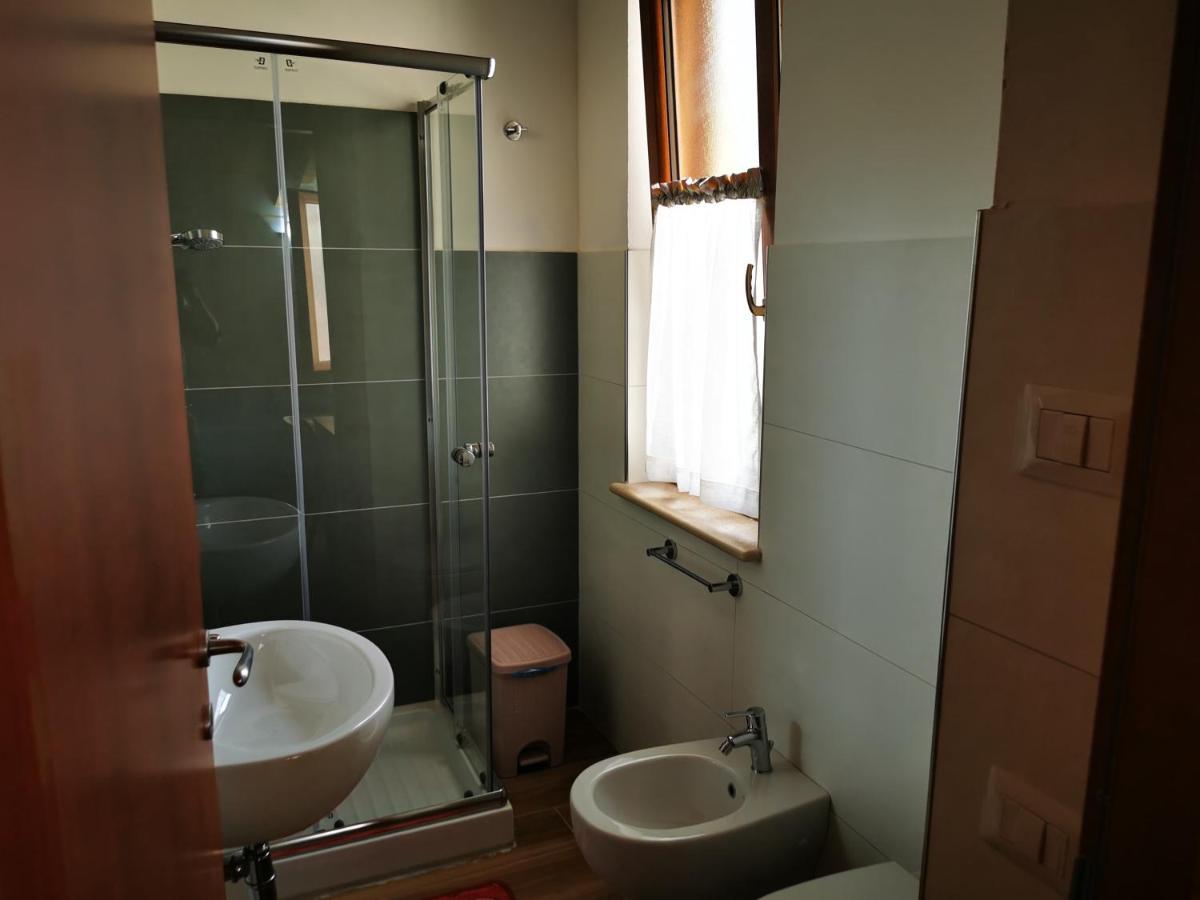 Agriturismo B&B Il Girasole Roccadaspide 外观 照片