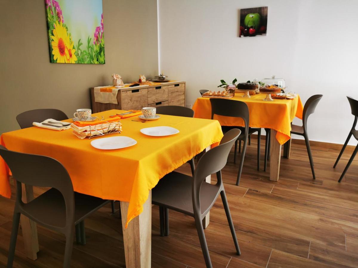 Agriturismo B&B Il Girasole Roccadaspide 外观 照片