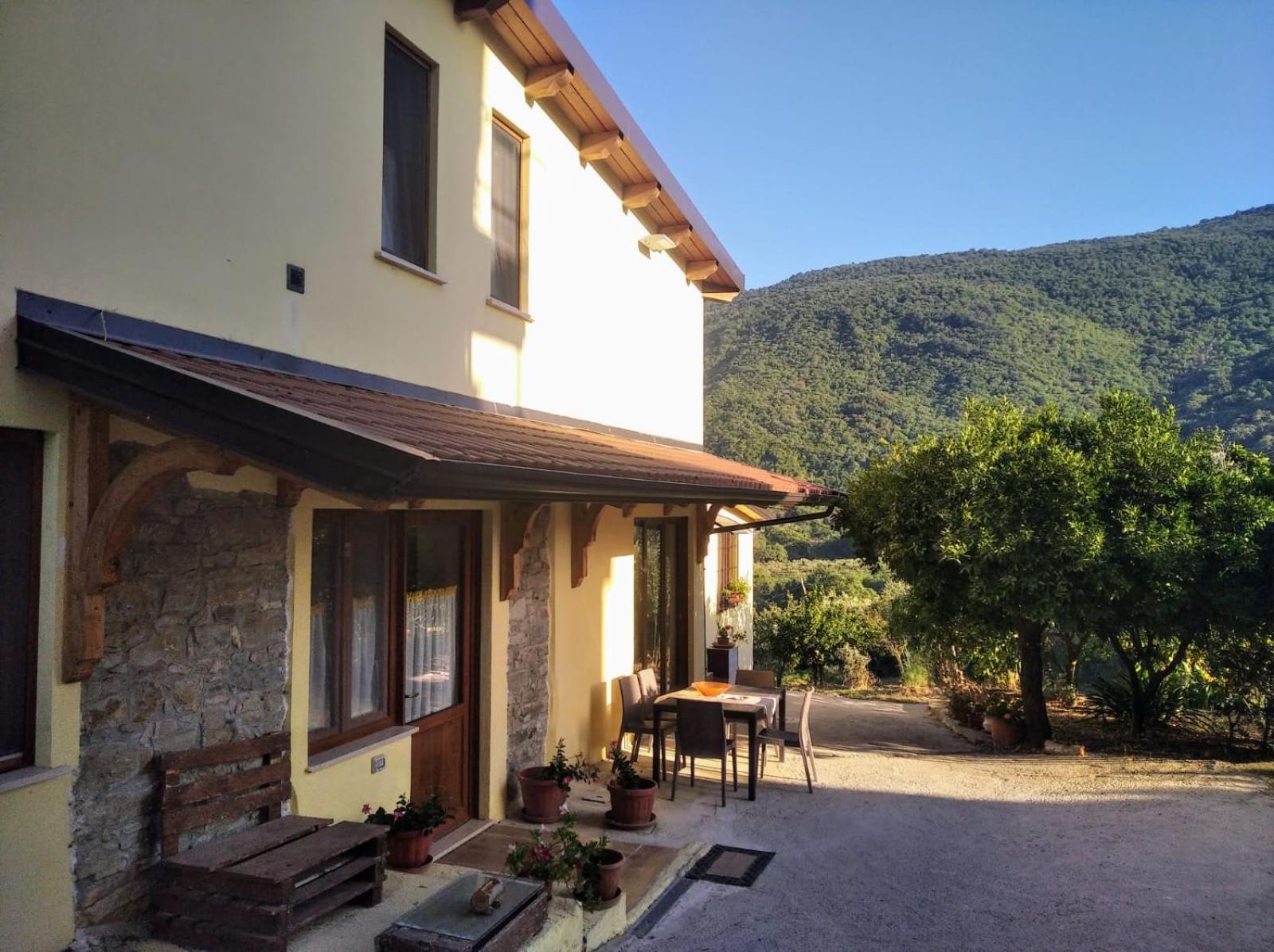 Agriturismo B&B Il Girasole Roccadaspide 外观 照片